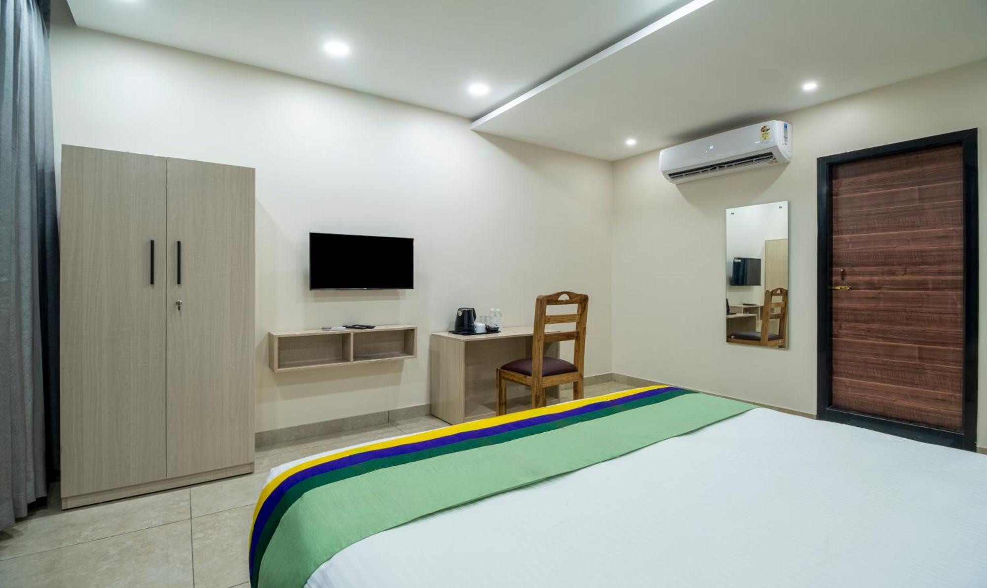 Treebo Sea Heights Hotel Kakinada Exterior photo
